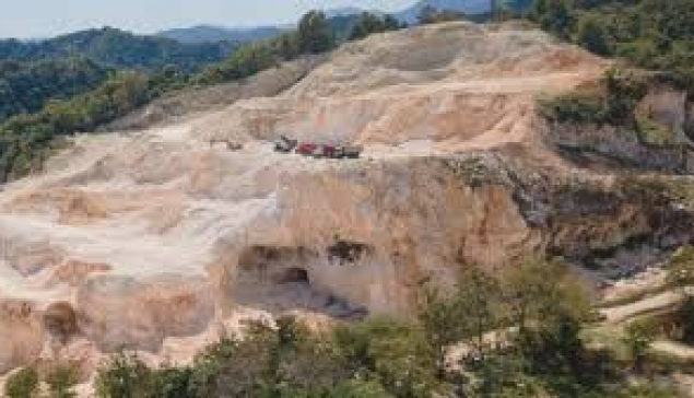 Viceministro Medio Ambiente confirma Gobierno ejecuta remediación ambiental en Cuevas del Pomier.